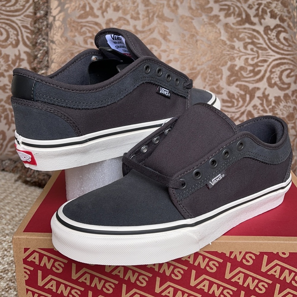 Vans Chukka Low Raven/Marshmallow Men’s - Picture 13 of 16